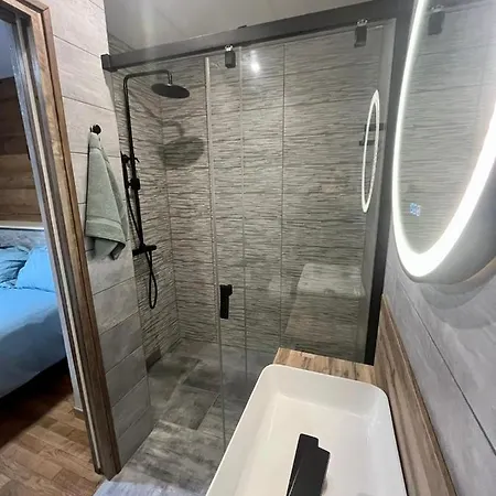 Appartement 12 Personnes 4 Suite Privatives 160 M2 Terrasse アパート ロウファッハ