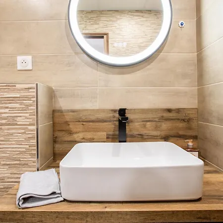 Appartement 12 Personnes 4 Suite Privatives 160 M2 Terrasse *