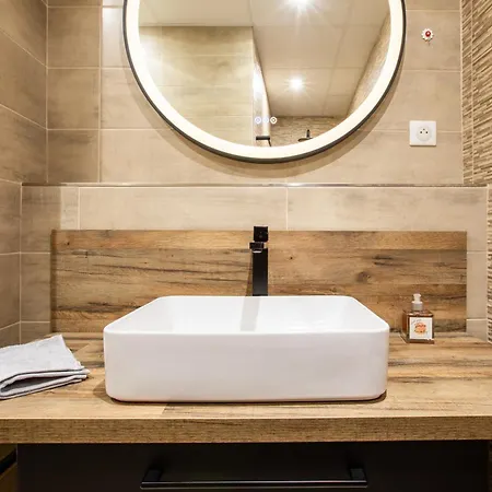 Apartament Appartement 12 Personnes 4 Suite Privatives 160 M2 Terrasse