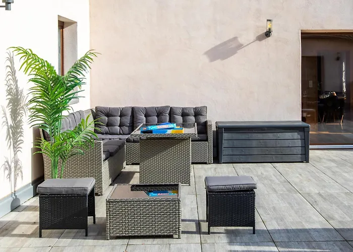 12 Personnes 4 Privatives 160 M2 Terrasse * Rouffach